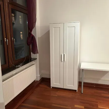 Altbauwohnung Naehe Gutenbergplatz Karlsruhe