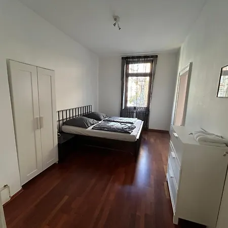 Altbauwohnung Naehe Gutenbergplatz Karlsruhe