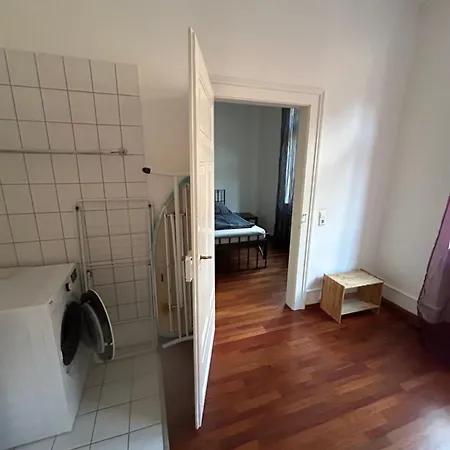 Apartamento Altbauwohnung Naehe Gutenbergplatz *